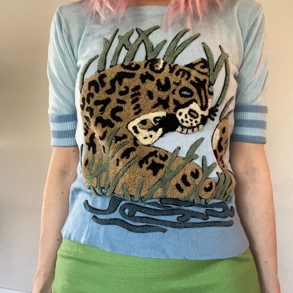 Unique, vintage leopard sweater top with striped sleeve tips! - Picture 3 of 5